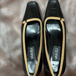 Women’s Dress Shoes